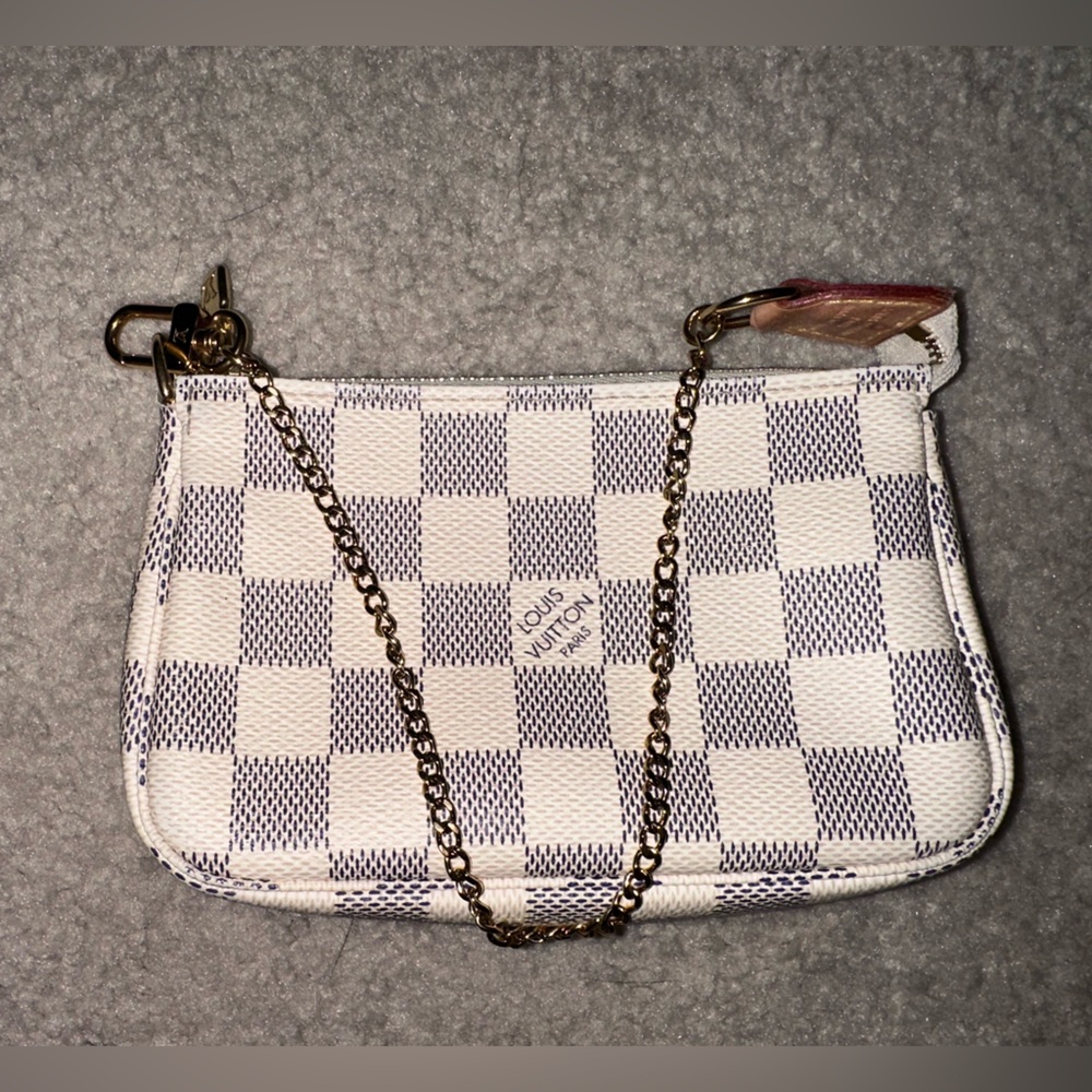 Louis Vuitton Mini Pouchette